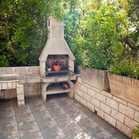 ורבניק Apartments Marija מראה חיצוני תמונה