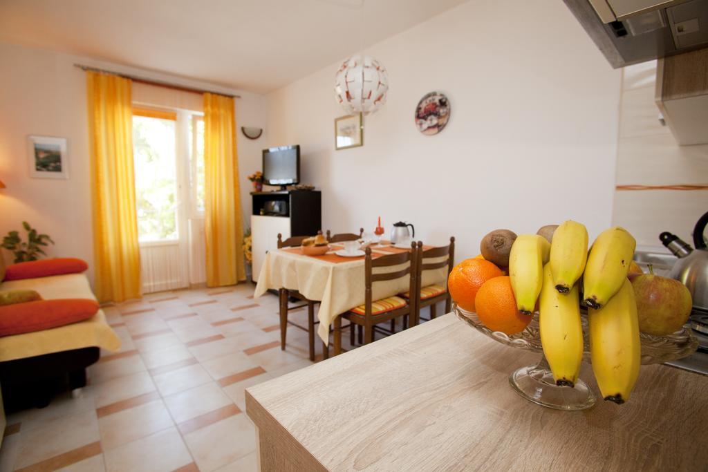ורבניק Apartments Marija מראה חיצוני תמונה