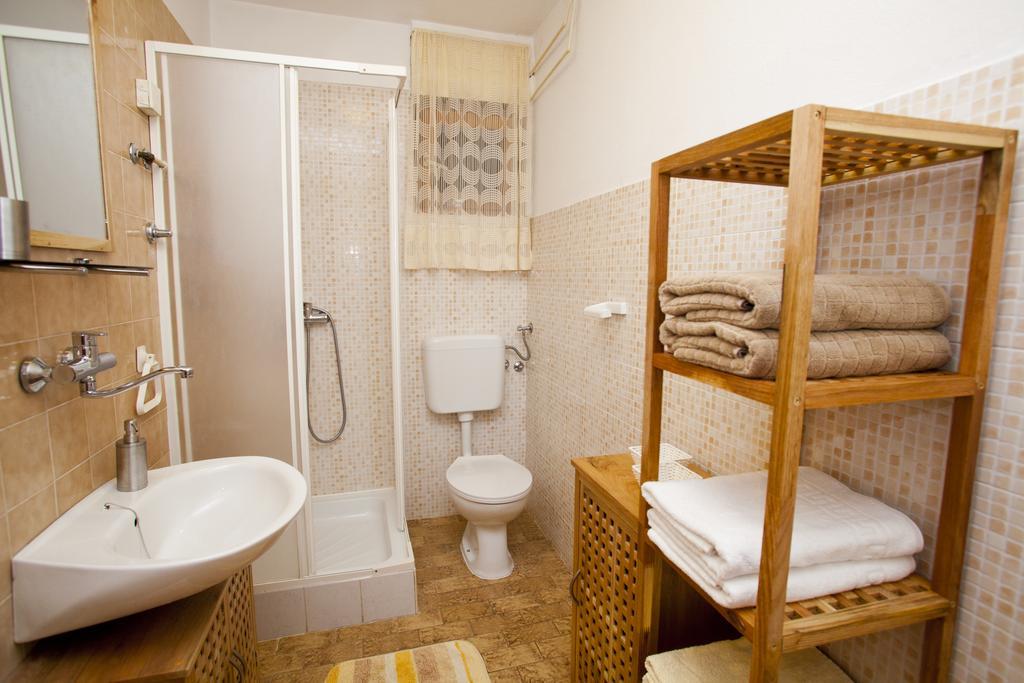 ורבניק Apartments Marija מראה חיצוני תמונה