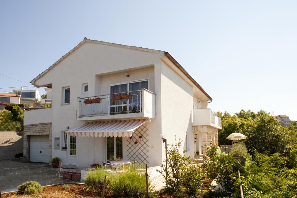 ורבניק Apartments Marija מראה חיצוני תמונה