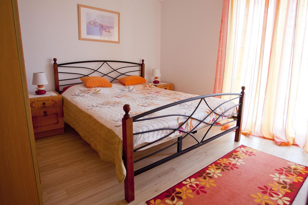ורבניק Apartments Marija מראה חיצוני תמונה