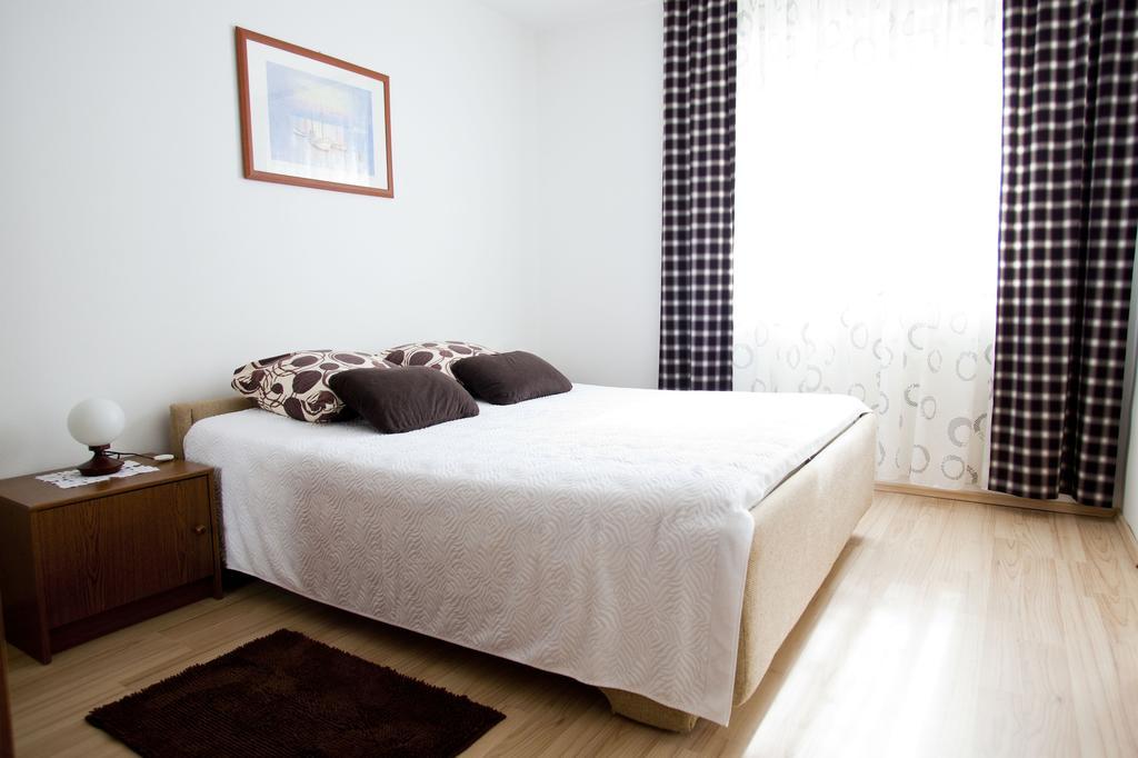 ורבניק Apartments Marija מראה חיצוני תמונה